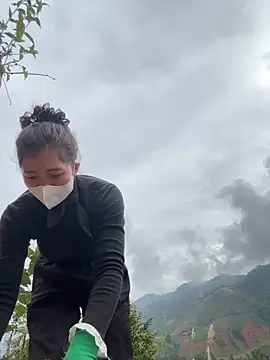 ThiHa003 online show from 12/14/25, 02:28