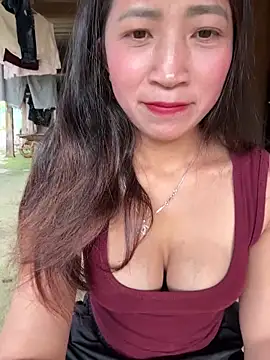 ThiHa003 online show from 12/17/25, 09:15