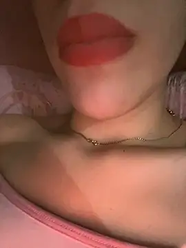 Mimisixo online show from 10/05/25, 02:48