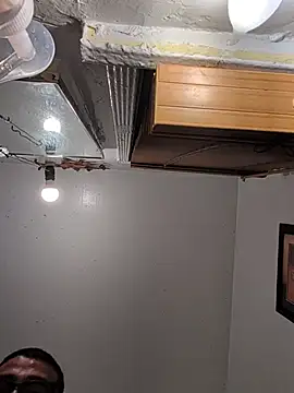 Cnutt310 online show from 02/10/26, 01:53