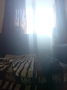 Snapshot of AmnesicEminence chatting on 10/07/25, 08:00 AmnesicEminence online show from 10/07/25, 08:00