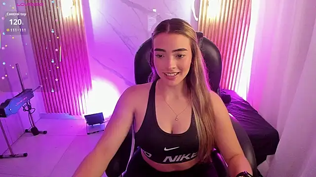 KYLIE JONES6 online show from 04/15/26, 03:02