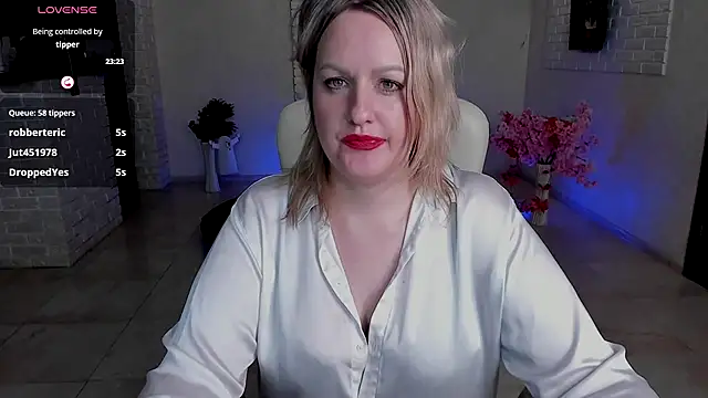 MariemLui online show from 11/20/25, 08:08