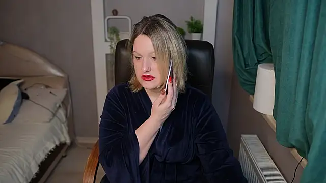 MariemLui online show from 02/04/26, 10:21