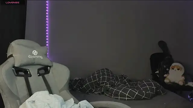 MelissaReis online show from 04/25/26, 01:41