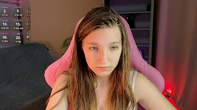 Snapshot of Mia_Myles chatting on 09/10/25, 10:04 Mia Myles online show from 09/10/25, 10:04