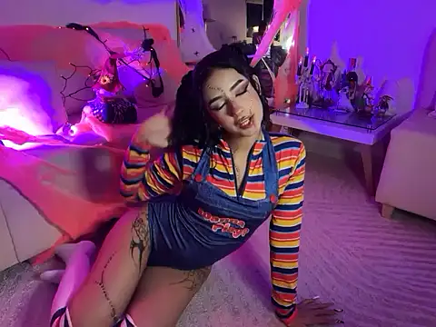 Snapshot of RosseMelody chatting on 10/21/25, 05:19 RosseMelody online show from 10/21/25, 05:19