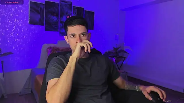 nils saint online show from 01/12/26, 03:56