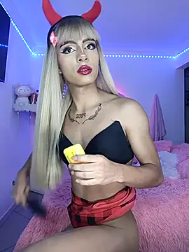 annie thomson00 online show from 02/03/26, 02:53