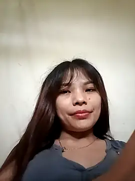 Snapshot of Ocnguyety chatting on 10/13/25, 05:18 Ocnguyety online show from 10/13/25, 05:18