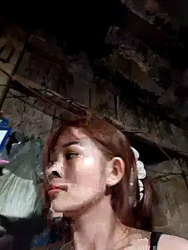 Snapshot of Ocnguyety chatting on 11/08/25, 12:44 Ocnguyety online show from 11/08/25, 12:44