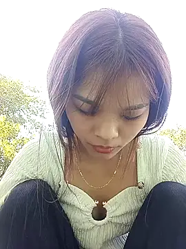 Snapshot of Ocnguyety chatting on 11/25/25, 07:41 Ocnguyety online show from 11/25/25, 07:41