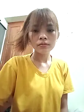 Snapshot of Ocnguyety chatting on 11/30/25, 01:31 Ocnguyety online show from 11/30/25, 01:31