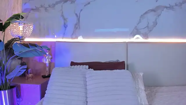 ValSmith  online show from 03/09/26, 03:43