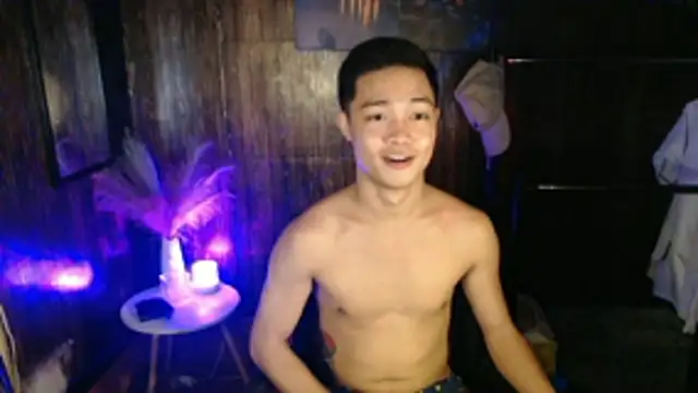 hotzachery online show from 12/01/25, 06:40