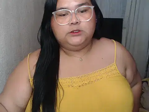 Snapshot of Naughty_alfrea chatting on 07/14/26, 09:09 Naughty alfrea online show from 07/14/26, 09:09
