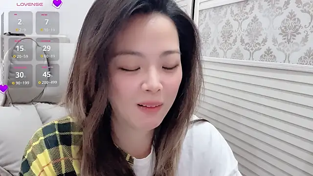 Holiland online show from 01/11/26, 02:16