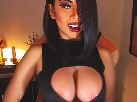 Snapshot of KarlaFrost chatting on 11/28/25, 06:21 KarlaFrost online show from 11/28/25, 06:21