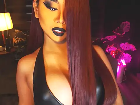 Snapshot of KarlaFrost chatting on 06/19/26, 02:27 KarlaFrost online show from 06/19/26, 02:27