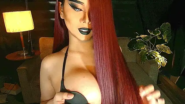 Snapshot of KarlaFrost chatting on 07/12/26, 02:24 KarlaFrost online show from 07/12/26, 02:24