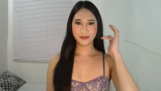 Snapshot of Leighs_Celine chatting on 02/04/26, 08:58 Leighs Celine online show from 02/04/26, 08:58