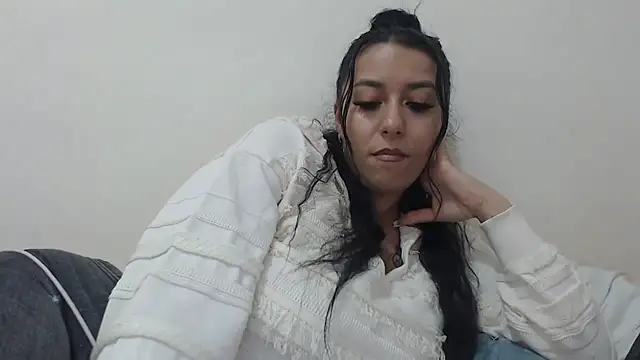 Maryem637048 online show from 03/13/26, 02:34