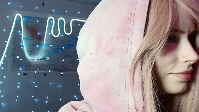 PieraMarch online show from 10/03/25, 06:05