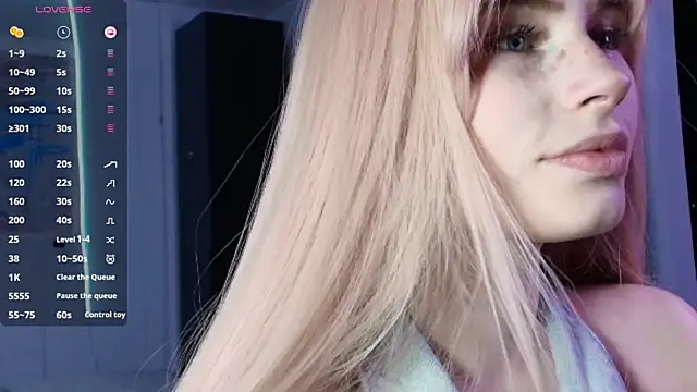 PieraMarch online show from 10/21/25, 07:14