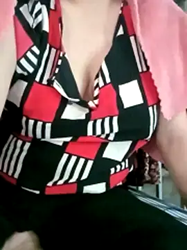 Snapshot of Npchi chatting on 04/12/26, 02:16 Npchi online show from 04/12/26, 02:16