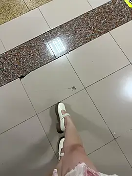 Meii-meyy online show from 12/13/25, 08:14