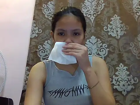 sweetcherry23 online show from 10/08/25, 08:01