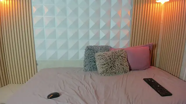 Snapshot of Antonella00_ chatting on 11/15/25, 05:38 Antonella00 online show from 11/15/25, 05:38