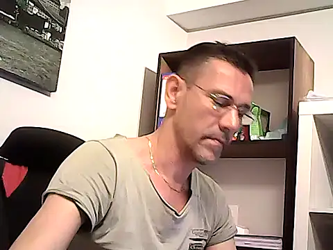 mastercharisma35 online show from 04/21/26, 09:04