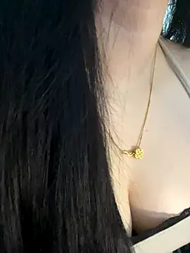 Nancy68 online show from 10/26/25, 08:20