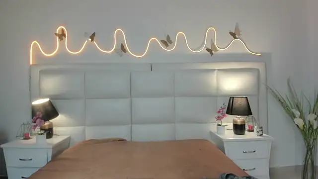 InnaVolkova online show from 02/02/26, 12:15