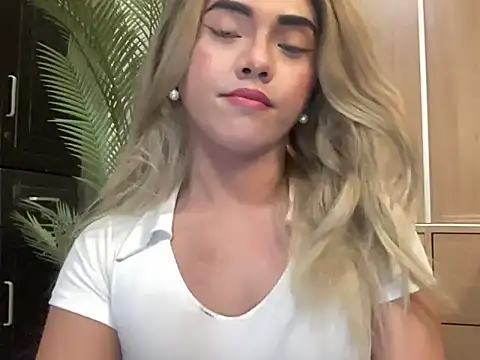 calimonroe online show from 04/16/26, 01:34