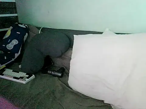 boyhigh1997 online show from 10/06/25, 05:38