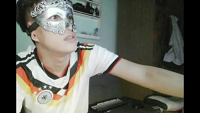 boyhigh1997 online show from 06/19/26, 10:52