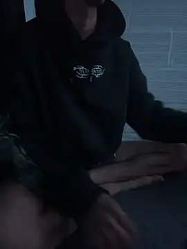 DarkCamBoy online show from 04/11/26, 05:23