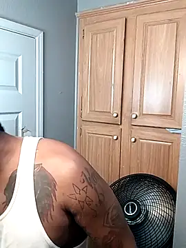 EbonyKing69 online show from 11/20/25, 10:37