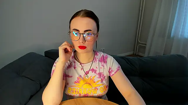 MewStella online show from 03/29/26, 03:06