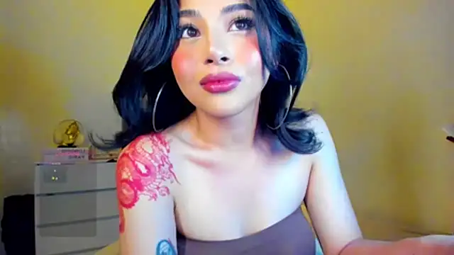 LauraLoove online show from 03/13/26, 03:57