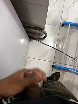 Snapshot of Preto_Diamamte chatting on 04/12/26, 12:59 Preto Diamamte online show from 04/12/26, 12:59