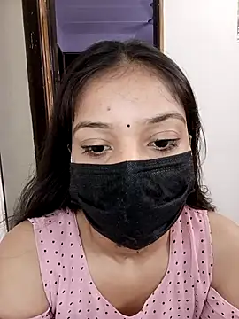 Cute Rakhi8 online show from 10/07/25, 04:31