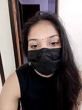 Cute Rakhi8 online show from 10/09/25, 04:32