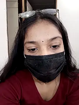 Cute Rakhi8 online show from 11/24/25, 04:45