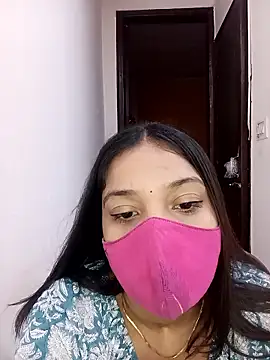 Cute Rakhi8 online show from 06/02/26, 06:04