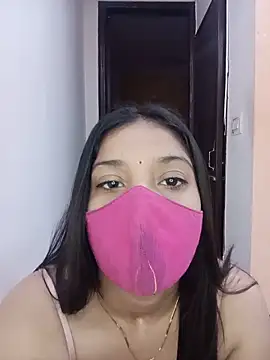 Snapshot of Cute_Rakhi8 chatting on 06/10/26, 05:18 Cute Rakhi8 online show from 06/10/26, 05:18