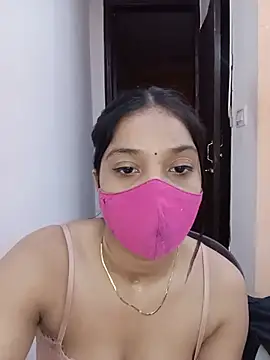 Snapshot of Cute_Rakhi8 chatting on 06/26/26, 05:56 Cute Rakhi8 online show from 06/26/26, 05:56