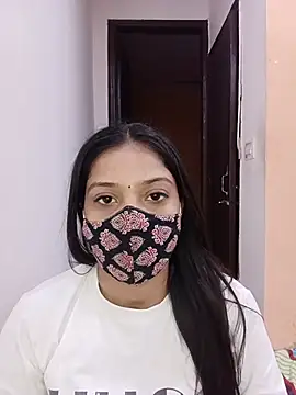 Snapshot of Cute_Rakhi8 chatting on 07/15/26, 05:45 Cute Rakhi8 online show from 07/15/26, 05:45